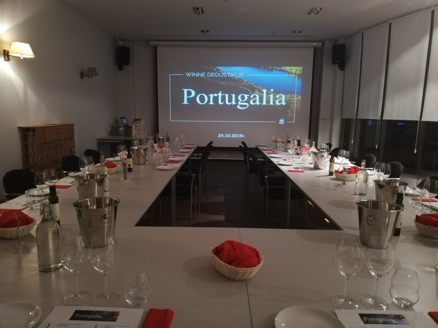 Read more about the article Za nami degustacja win trzech utalentowanych portugalskich winemakerów